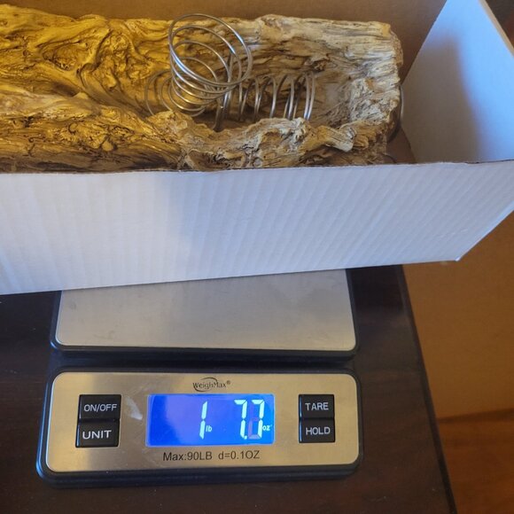 Roberta's Garden Driftwood Stump Log Resin Planter Incl. Air Plant Holders - EUC - Picture 6 of 6